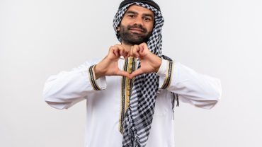 Emirati Culture: A Tradition of Respect